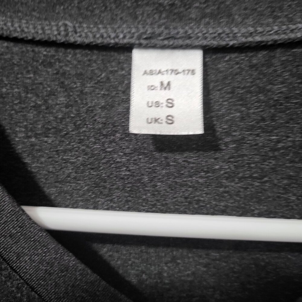 3 Pack Compression Shirts - Picture 9 of 10